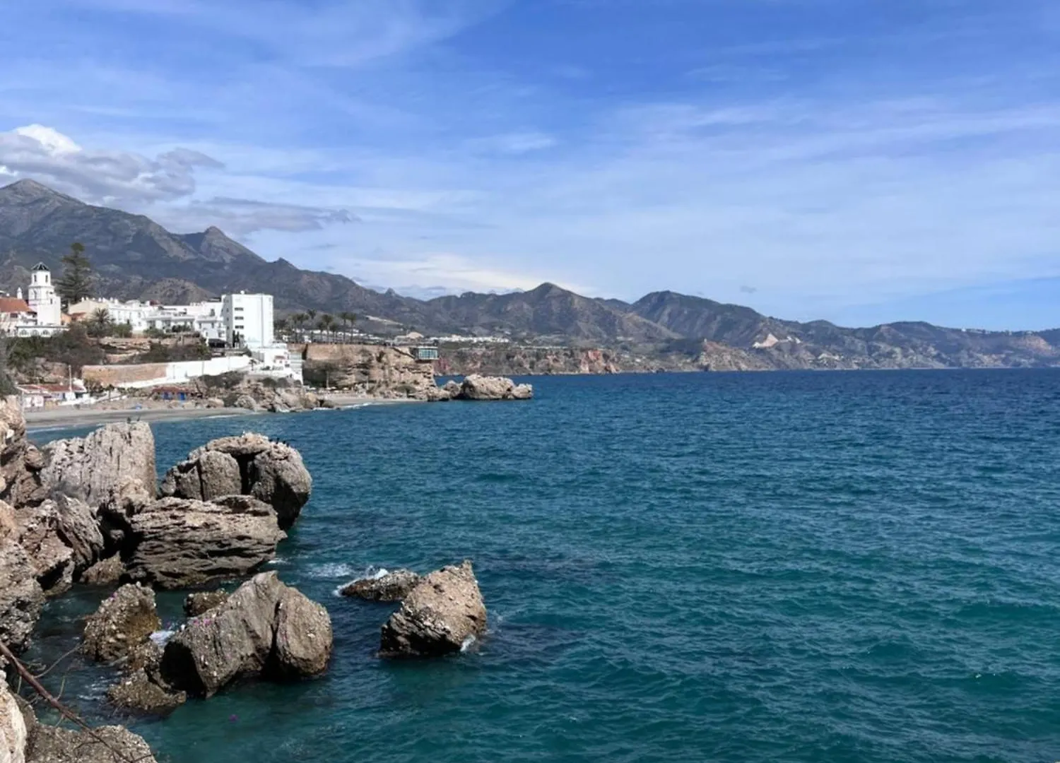 Naim Guest House Nerja