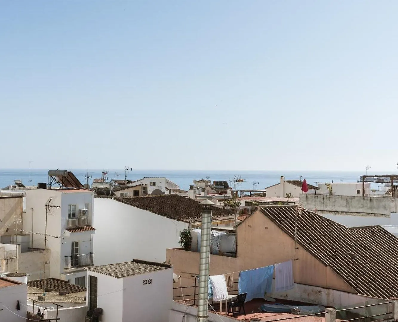 Naim Guest House Nerja