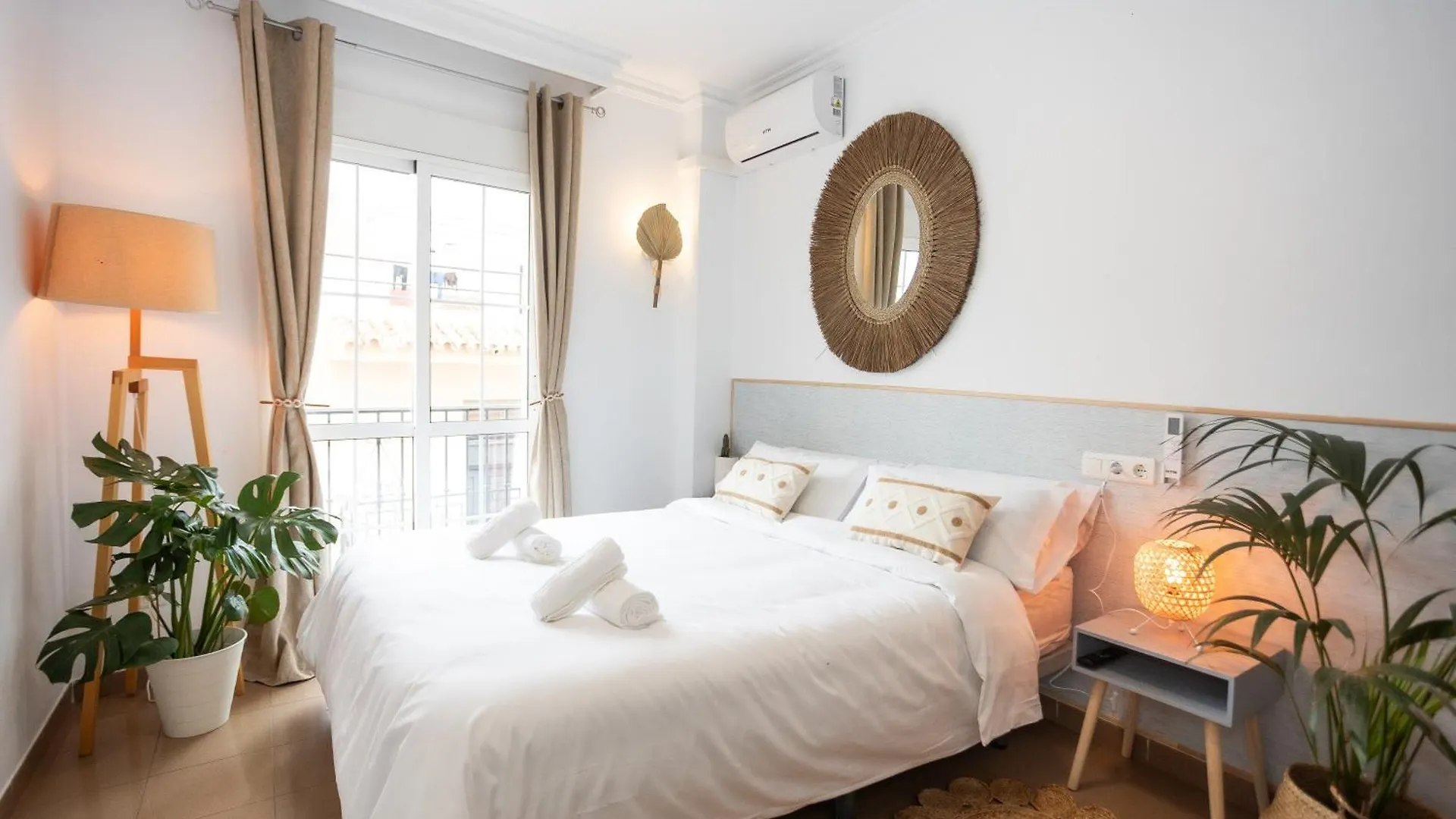 Naim Guest House Nerja location