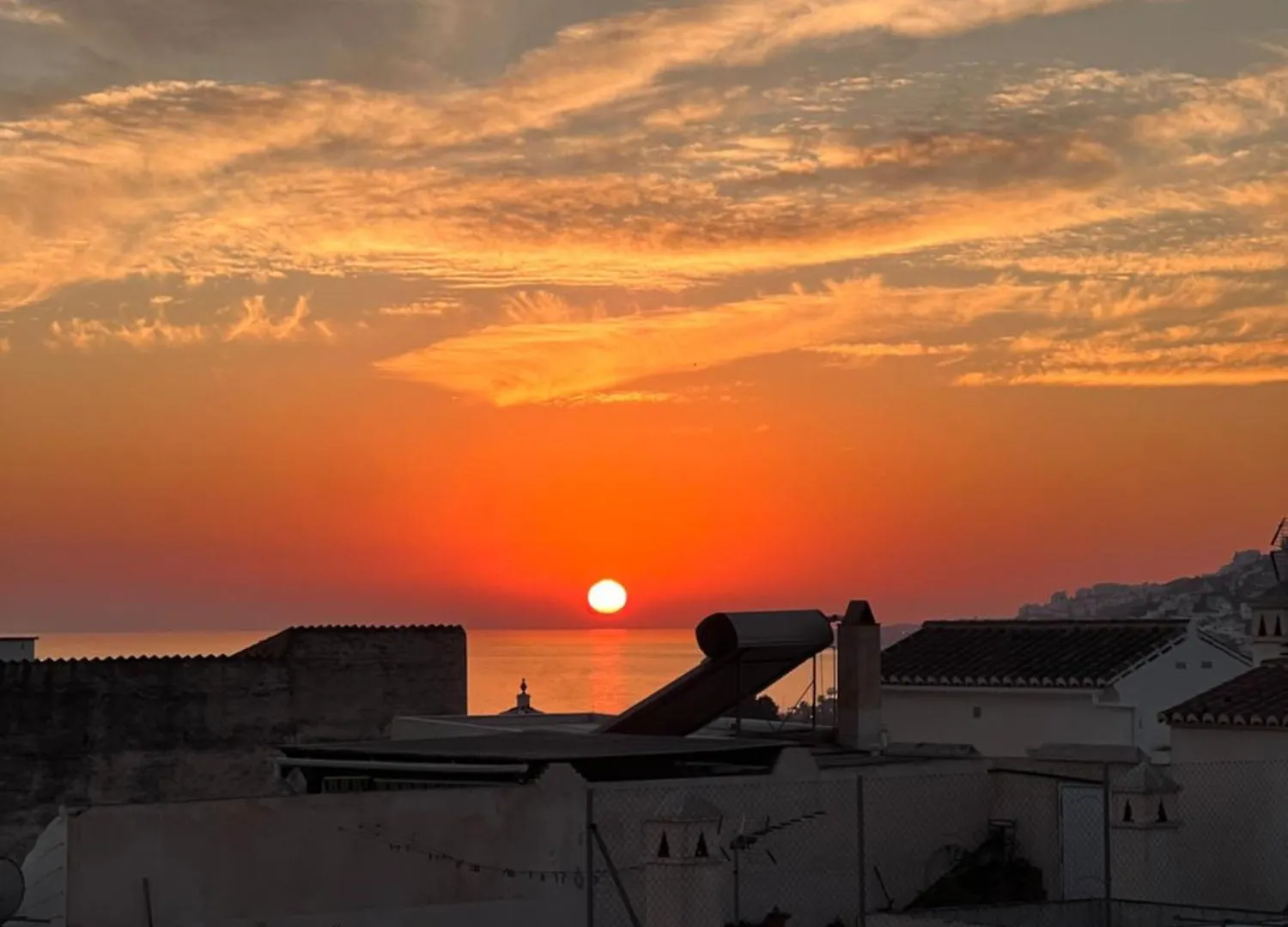 Naim Guest House Nerja