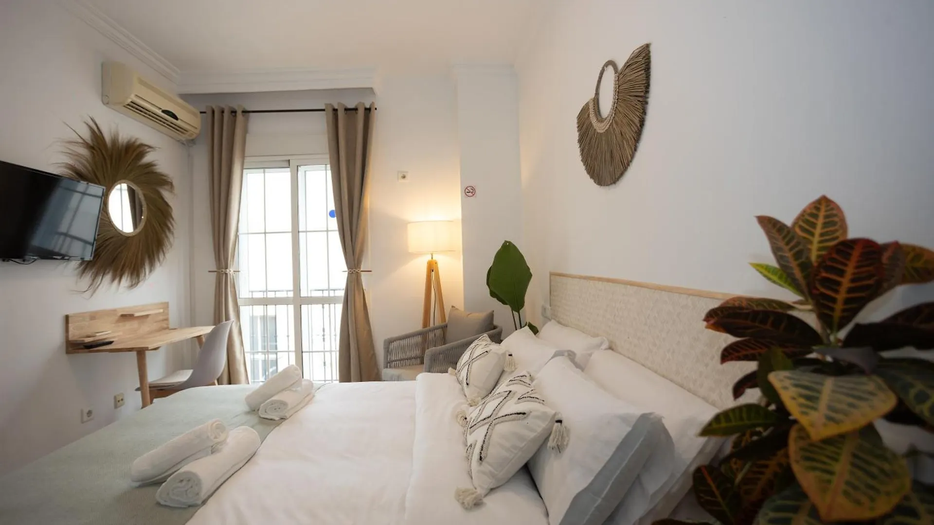 Naim Guest House Nerja 0*,  Spain