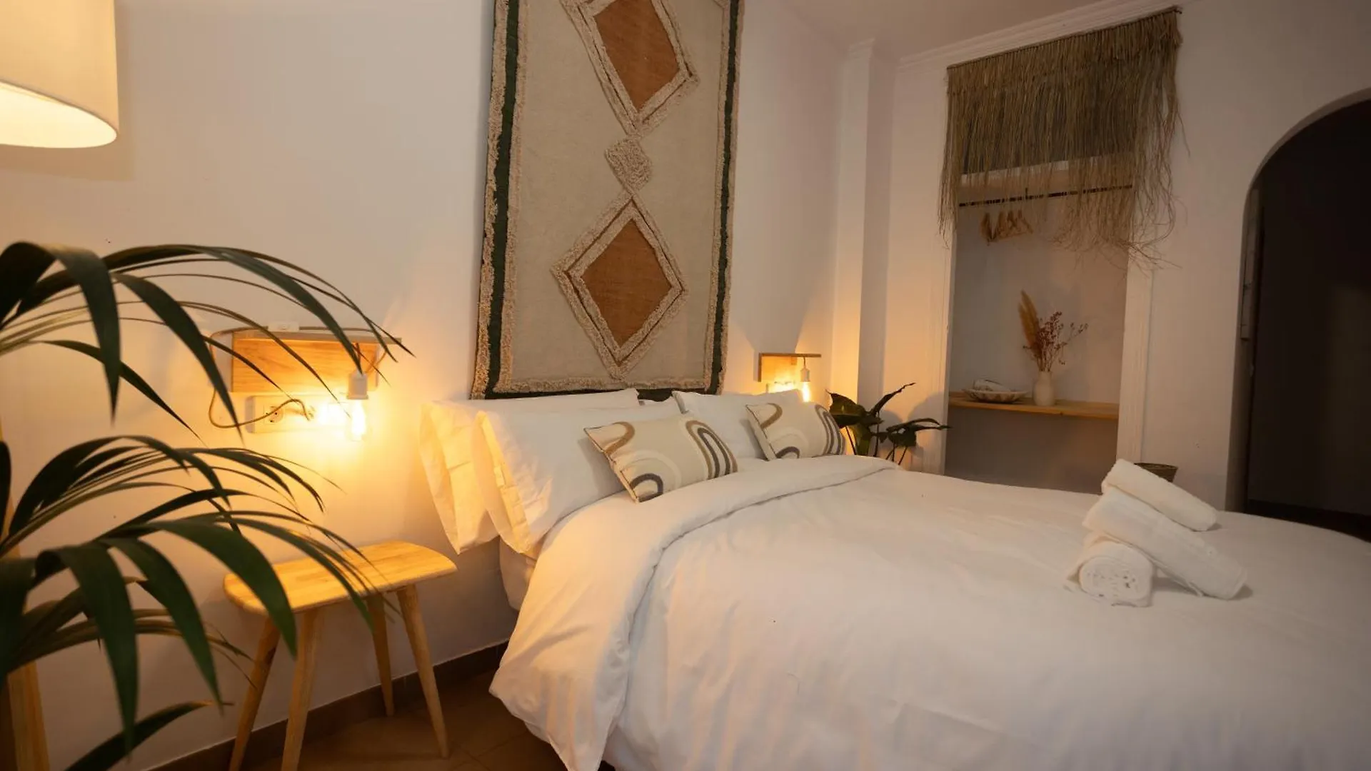 Naim Guest House Nerja Spain