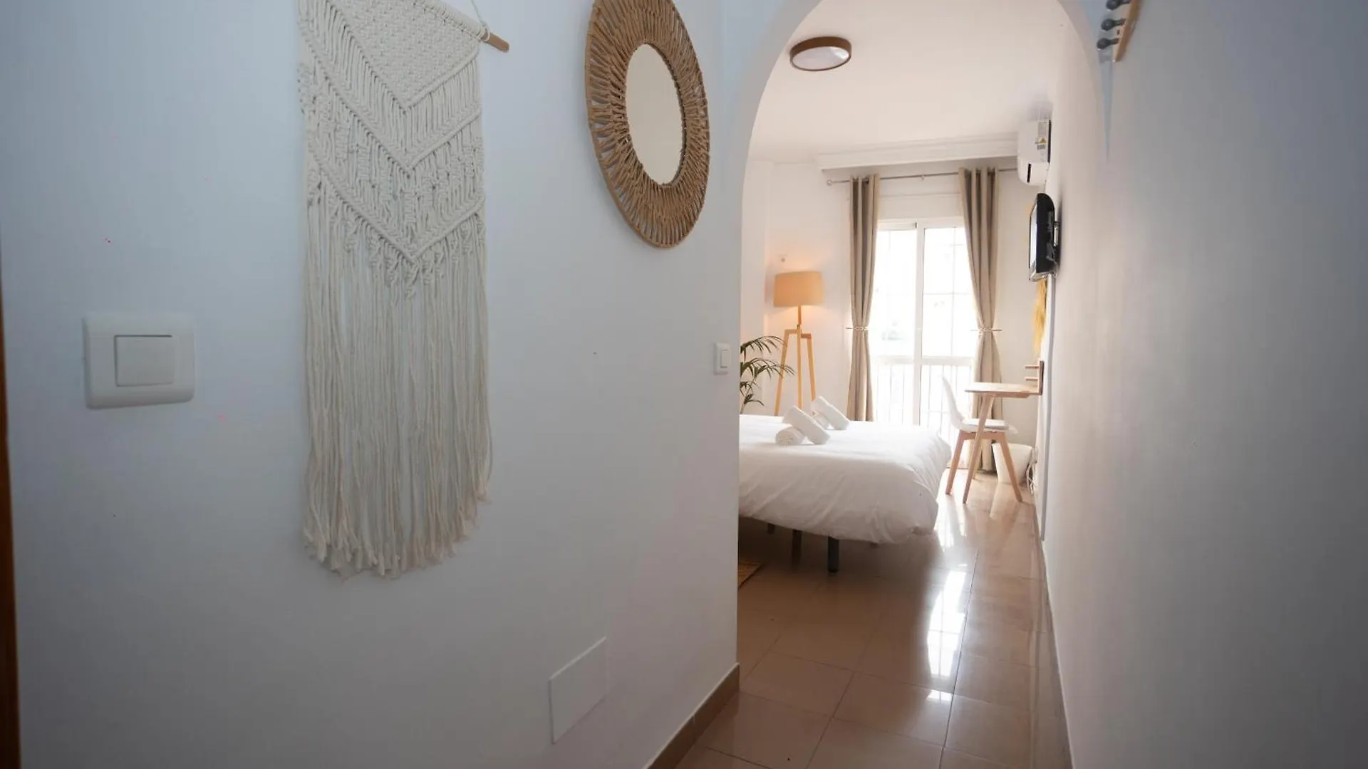 Naim Guest House Nerja
