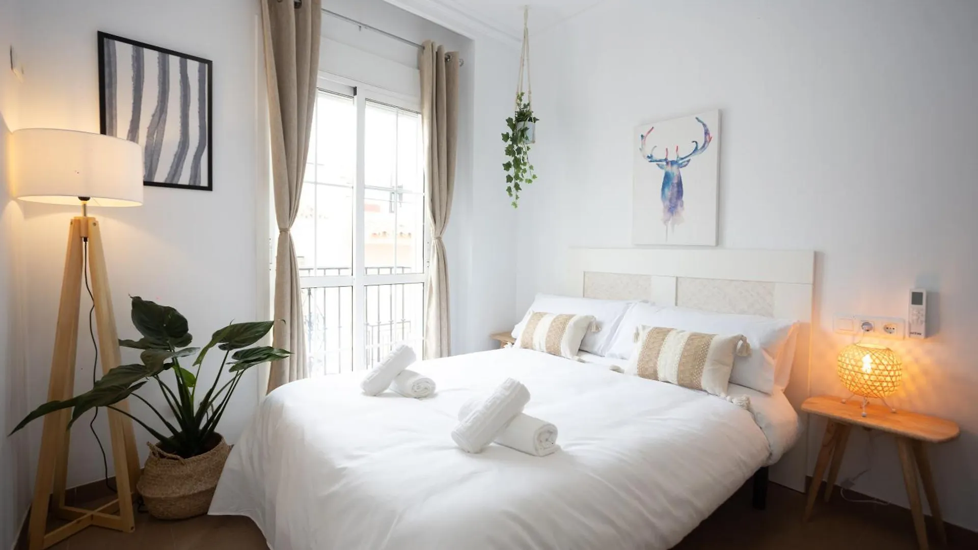 Naim Guest House Nerja 0*,